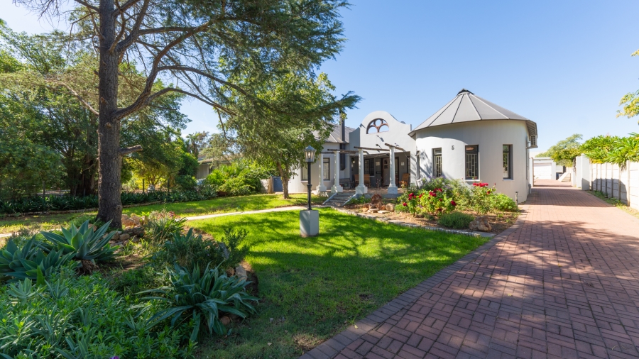 5 Bedroom Property for Sale in Robertson Western Cape